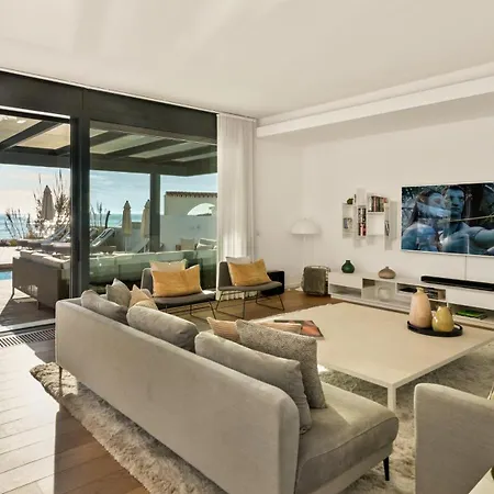 Apartament Frontline 6 Bdrm Luxury W Access Marbella