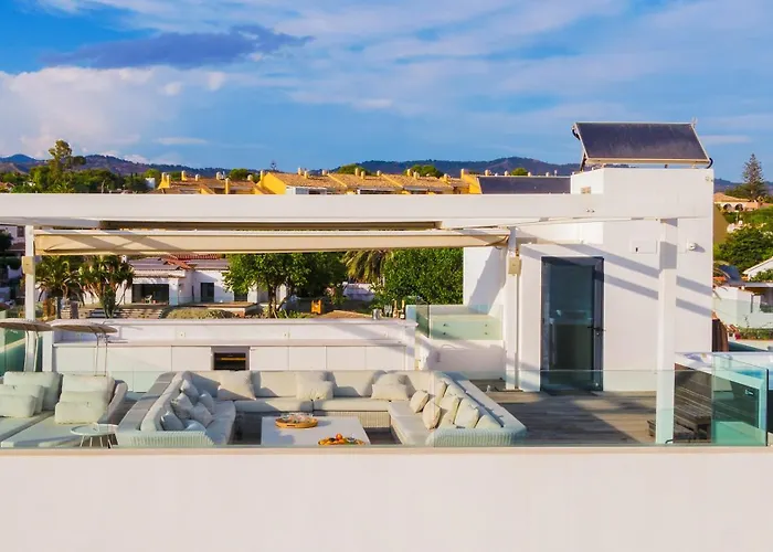 Frontline 6 Bdrm Luxury W Access Appartement *