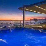 Frontline 6 Bdrm Luxury W Access Appartement Marbella