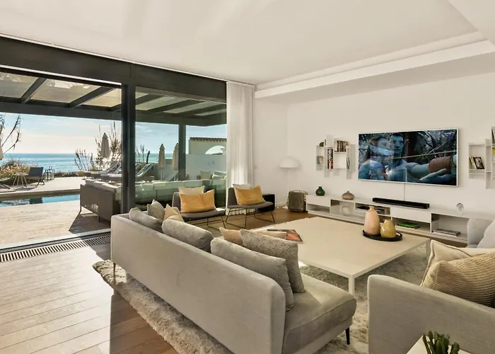 Apartament Frontline 6 Bdrm Luxury W Access Marbella